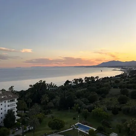Panoramic Sea-mountain Views , 3 Min Walk Form Beach, By Ecoway Homes Apartment